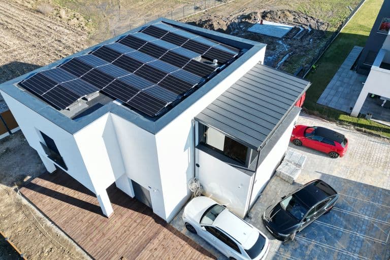Inwestycja deweloperska - instalacje fotowoltaiczne po 12 kWp
